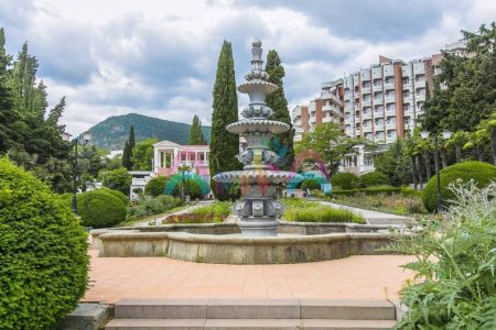 Санаторий “Алушта” (Россия, Крым, Алушта)